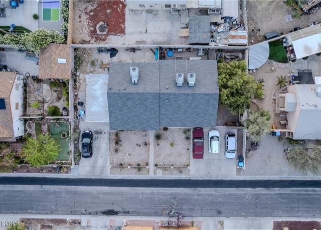 Property at 615 N 4th St, Las Vegas, NV 89101, 4 beds, 3 baths