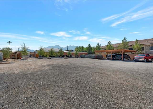 Property at 2314 Bledsoe Ln, Las Vegas, NV 89156, 3 beds, 2 baths