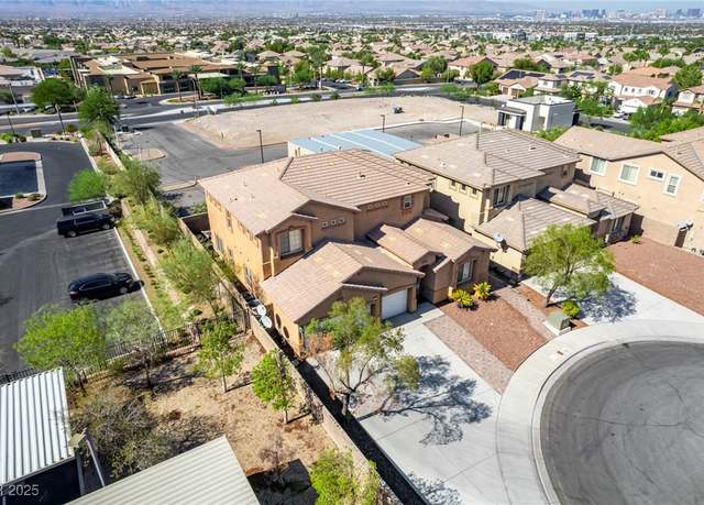 Property at 537 Blanche Ct, Henderson, NV 89052, 4 beds, 3.5 baths