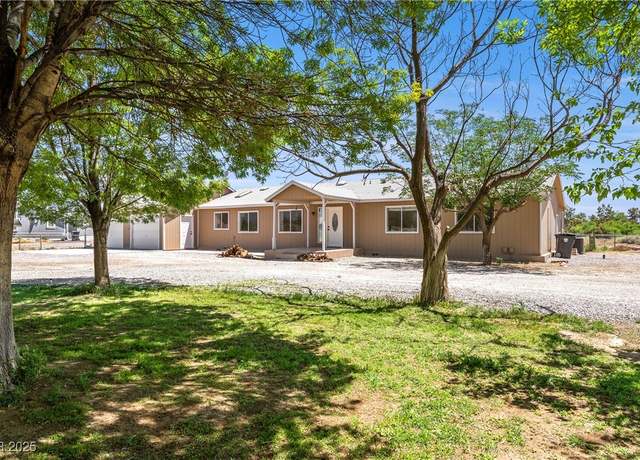 Property at 581 W Betty Ave, Pahrump, NV 89060, 5 beds, 2.5 baths