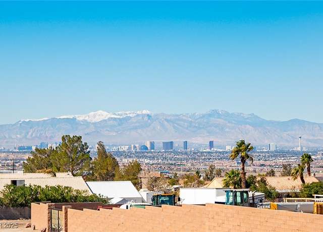 Property at 441 N Milan St, Henderson, NV 89015