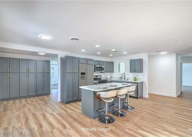 Property at 6517 Villa Mesa Dr, Las Vegas, NV 89107, 4 beds, 3 baths