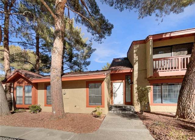 Property at 2386 Pickwick Dr, Henderson, NV 89014, 2 beds, 2.5 baths