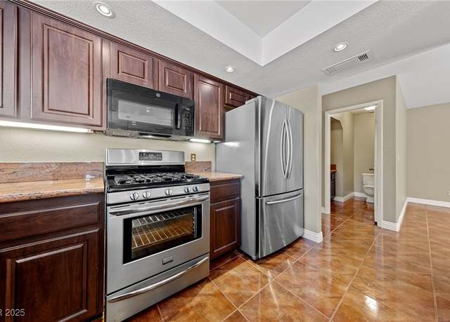 Property at 9409 Kayla Ct, Las Vegas, NV 89134, 4 beds, 2.5 baths