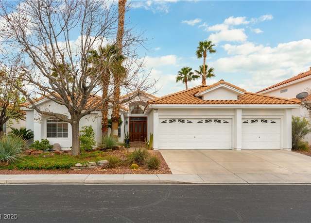 Property at 1933 Davina St, Henderson, NV 89074, 4 beds, 2.5 baths