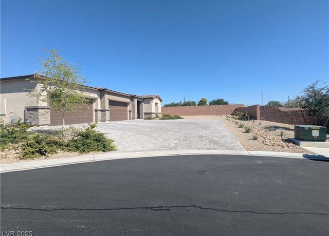 Property at 5640 N Juliano Rd, Las Vegas, NV 89149, 4 beds, 3.5 baths