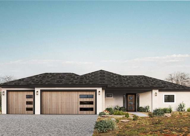 Property at 2881 Red Rock Dr, Pahrump, NV 89048, 4 beds, 3.5 baths