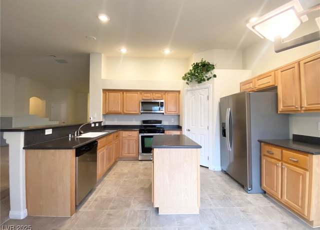 Property at 4717 Mohawk River Ave, North Las Vegas, NV 89031, 3 beds, 2 baths