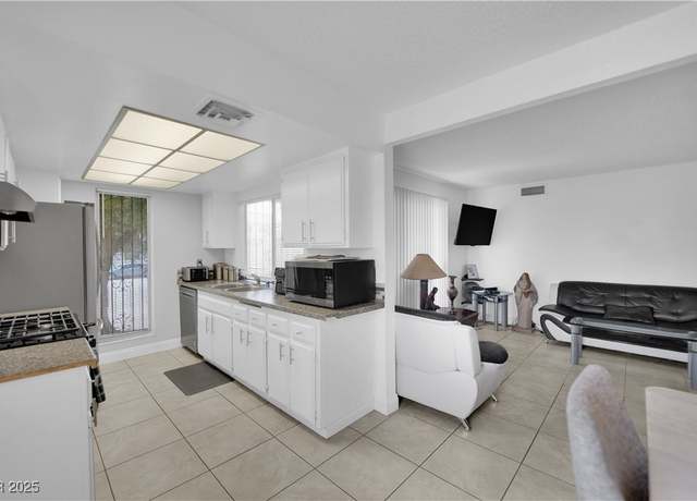 Property at 1440 Vegas Valley Dr #1, Las Vegas, NV 89169, 2 beds, 1 bath