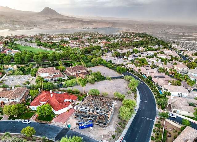 Property at 18 Placa De Rei Ct, Henderson, NV 89011, 4 beds, 4 baths