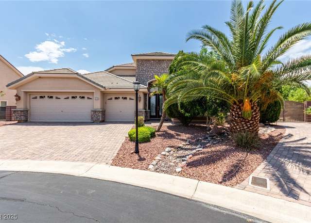 Property at 6779 Rainstorm Ridge Ave, Las Vegas, NV 89131, 4 beds, 2.5 baths