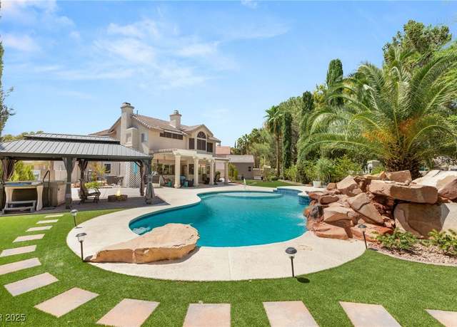 Property at 9700 Falling Star Ave, Las Vegas, NV 89117, 5 beds, 3 baths