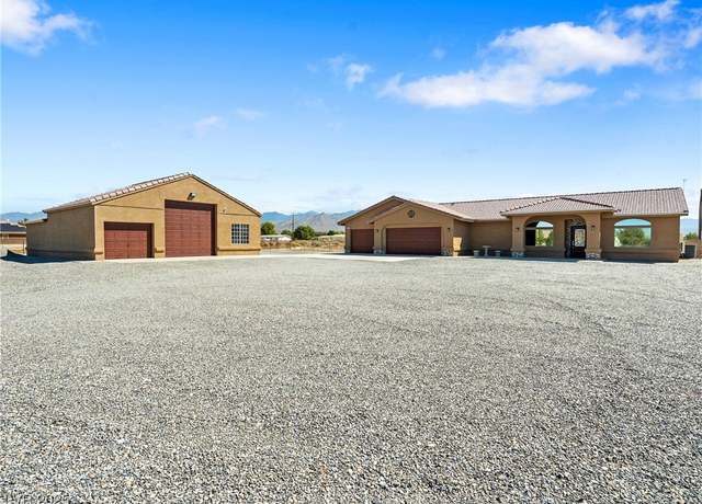 Property at 3931 Underbrush Ave, Pahrump, NV 89048, 3 beds, 3 baths