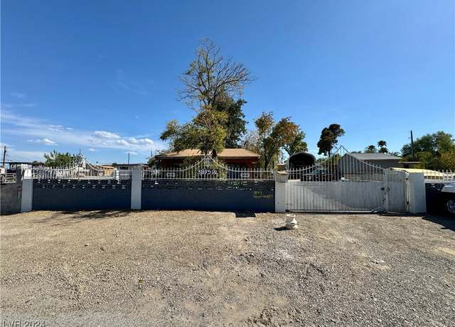 Property at 3895 Mountain Trl, Las Vegas, NV 89108, 4 beds, 2.5 baths