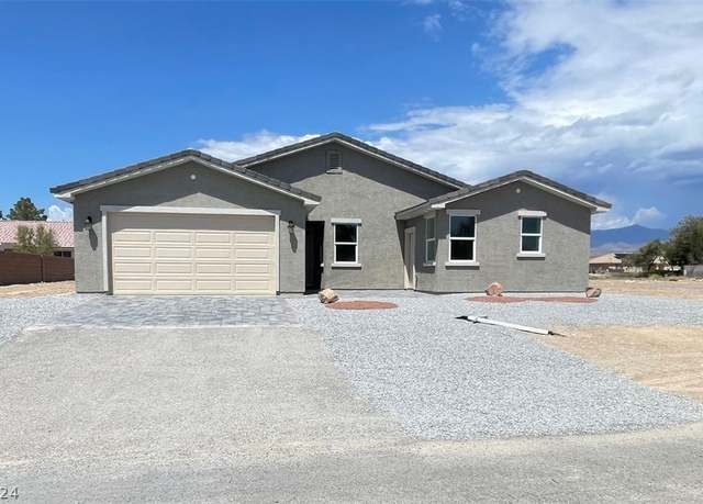 Property at 220 Happy Canyon Rd, Pahrump, NV 89048, 4 beds, 3 baths