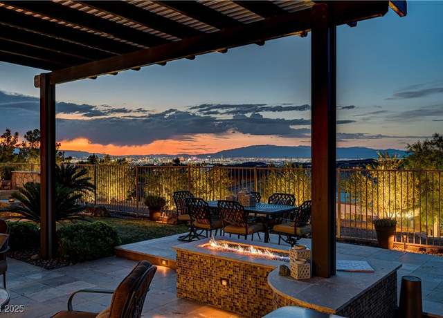 Property at 16 Mallard Creek Trl, Henderson, NV 89052, 6 beds, 6.5 baths