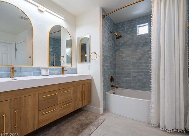 Property at 7864 Solid Horn Ct, Las Vegas, NV 89149, 3 beds, 2.5 baths
