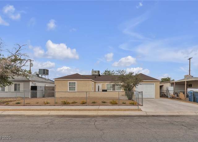 Property at 120 Dogwood St, Henderson, NV 89015, 3 beds, 1 bath