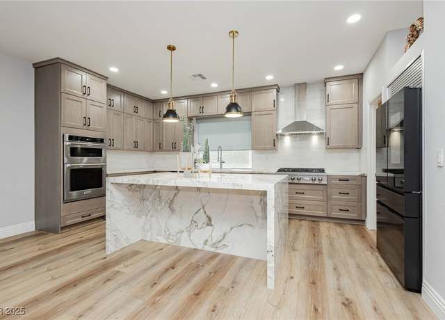 Property at 8095 Carpenter Creek Ave, Las Vegas, NV 89113, 3 beds, 2.5 baths