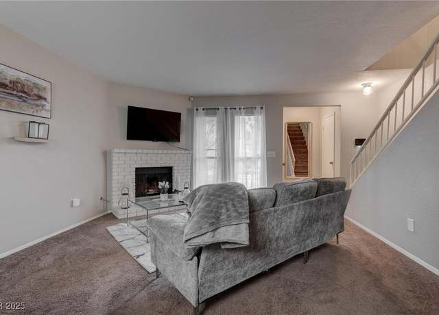 Property at 573 Sellers Pl, Henderson, NV 89011, 2 beds, 1.5 baths