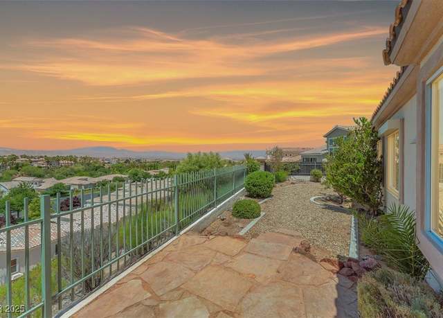 Property at 2997 Via Meridiana, Henderson, NV 89052, 3 beds, 2.5 baths