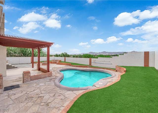 Property at 1611 Buffalo Trail Dr, Henderson, NV 89014, 4 beds, 3 baths