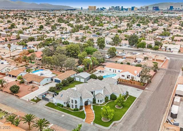 Property at 7751 Radcliff St, Las Vegas, NV 89123, 5 beds, 3.5 baths