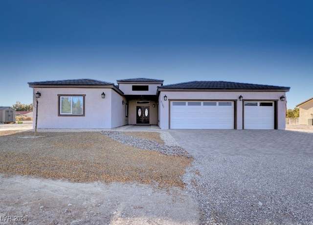 Property at 2660 S Blagg Rd, Pahrump, NV 89048, 3 beds, 2 baths