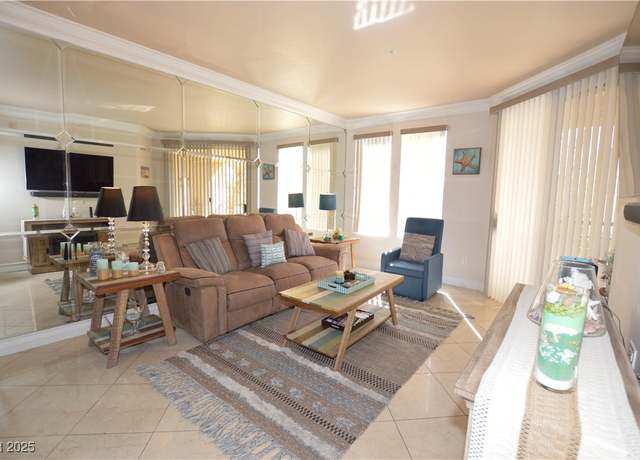 Property at 270 E Flamingo Rd #223, Las Vegas, NV 89169, 2 beds, 2 baths