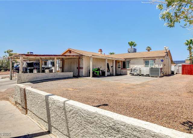 Property at 6216 Molino St, Las Vegas, NV 89108, 4 beds, 2 baths