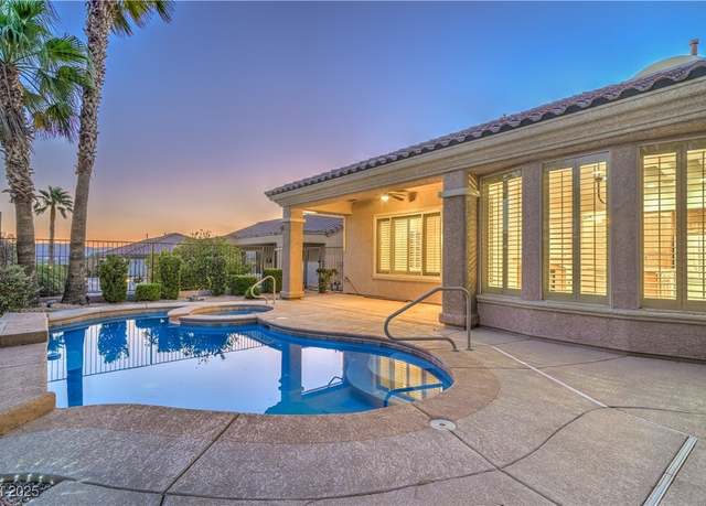 Property at 2170 Peyten Park St, Henderson, NV 89052, 4 beds, 3 baths
