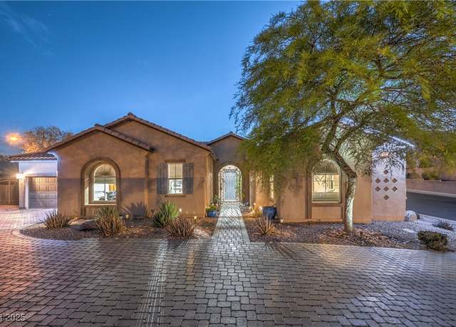 Property at 10319 Larkmead Ave, Las Vegas, NV 89149, 3 beds, 2.5 baths