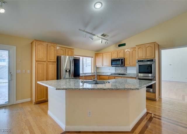 Property at 6582 Cartgate Ct, Las Vegas, NV 89110, 4 beds, 2.5 baths