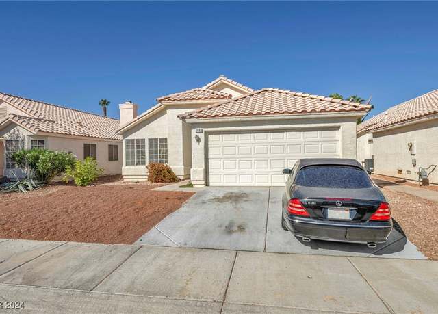 Property at 4449 Cielo Ln, Las Vegas, NV 89130, 3 beds, 2 baths
