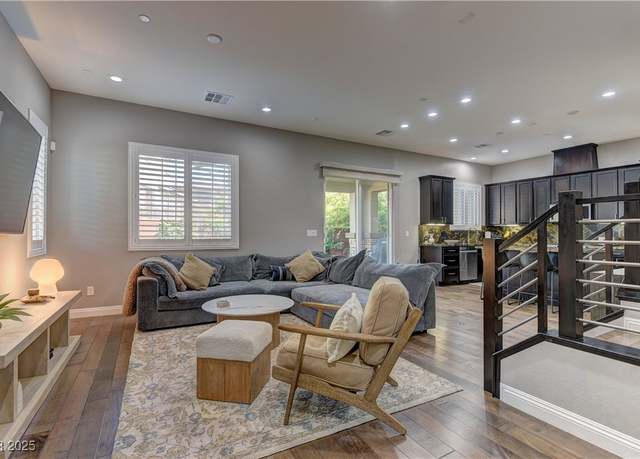 Property at 10360 Pescado Ln, Las Vegas, NV 89135, 3 beds, 3 baths
