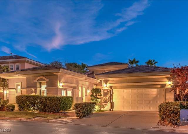 Property at 9733 Plateau Heights Pl, Las Vegas, NV 89144, 4 beds, 3 baths