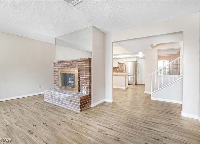 Property at 2647 Jacyra Ave, Las Vegas, NV 89121, 2 beds, 2.5 baths