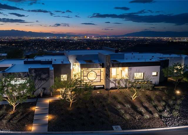Property at 1 Boulderback Dr, Henderson, NV 89012, 3 beds, 4.5 baths