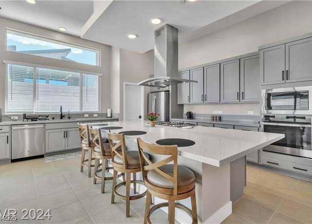 Property at 10301 Fairview Ridge Ct, Las Vegas, NV 89166, 4 beds, 2.5 baths