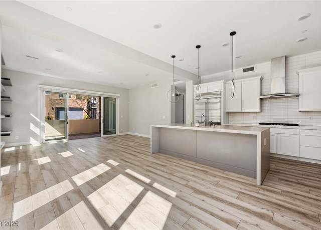 Property at 11280 Granite Ridge Dr #1101, Las Vegas, NV 89135, 3 beds, 2 baths