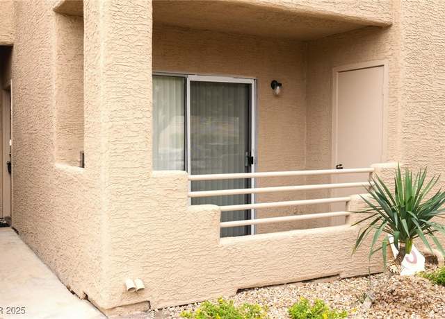 Property at 2191 Bay Club Dr #102, Laughlin, NV 89029, 2 beds, 2 baths