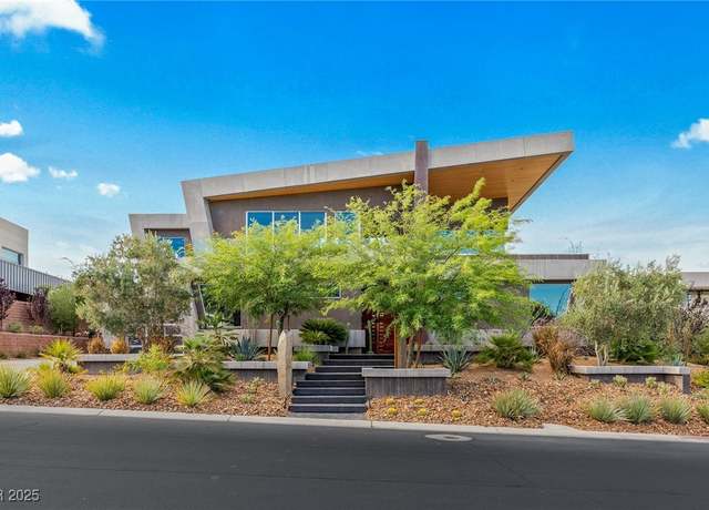 Property at 8 Meadowhawk Ln, Las Vegas, NV 89135, 4 beds, 5.5 baths