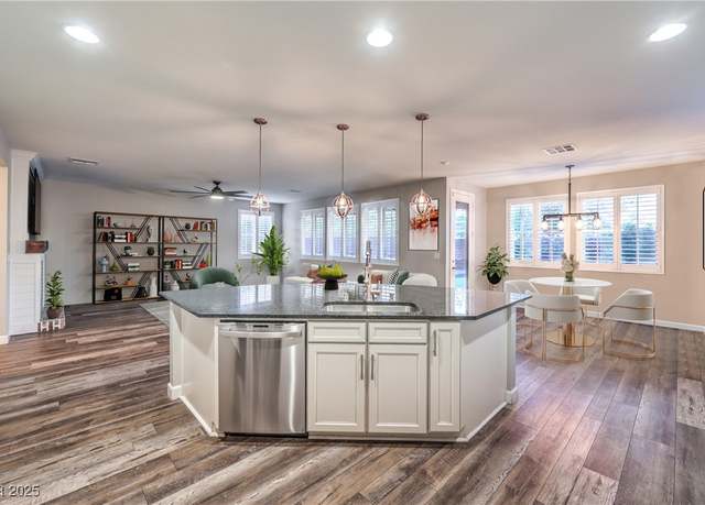 Property at 10243 Aragon Crown Rd, Las Vegas, NV 89135, 3 beds, 2.5 baths