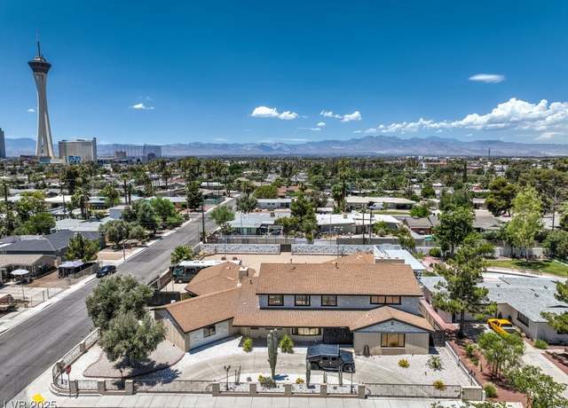 Property at 1420 S 8th St, Las Vegas, NV 89104, 6 beds, 5 baths