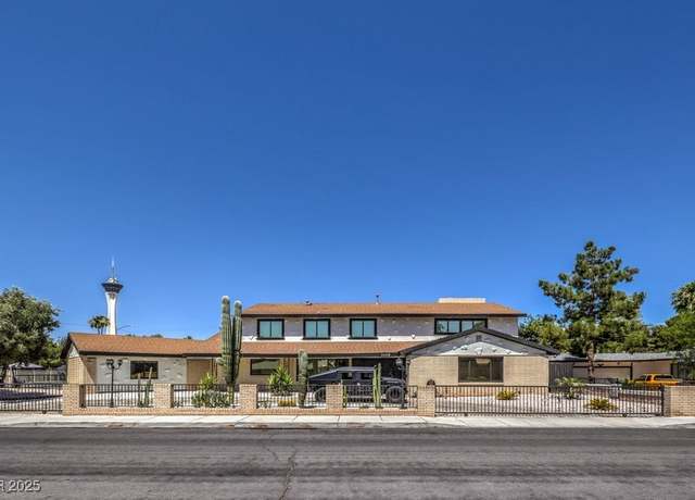 Property at 1420 S 8th St, Las Vegas, NV 89104, 6 beds, 5 baths