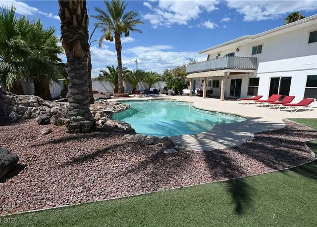 Property at 4193 W Warm Springs Rd, Las Vegas, NV 89118, 6 beds, 3.5 baths