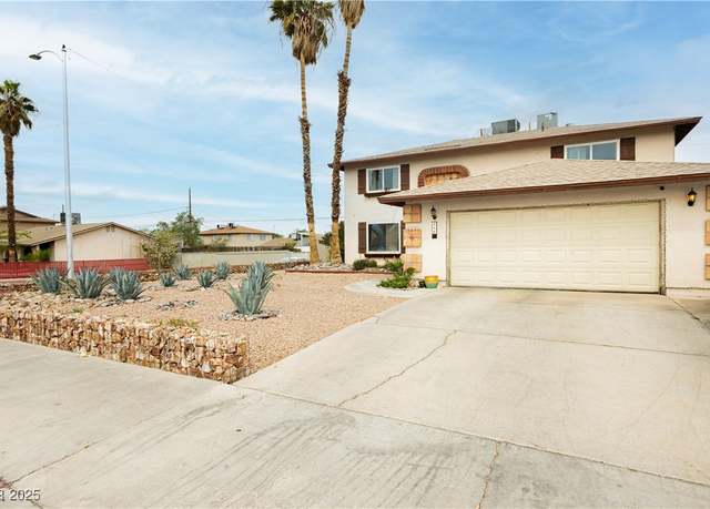 Property at 408 N Torrey Pines Dr, Las Vegas, NV 89107, 5 beds, 4 baths