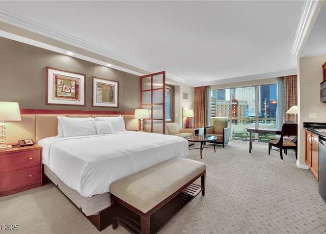 Property at 135 E Harmon Ave #315, Las Vegas, NV 89109, 1 bath