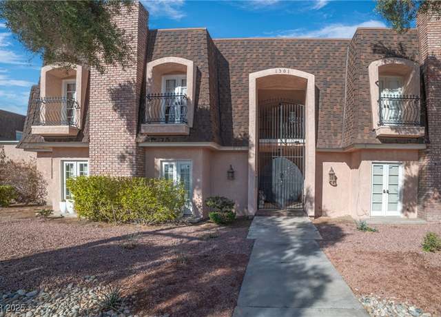 Property at 1301 E St Louis Ave Unit C, Las Vegas, NV 89104, 3 beds, 2 baths