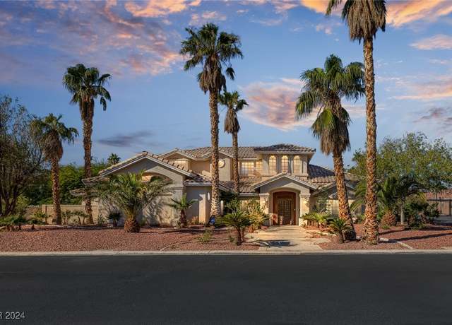 Property at 1931 Fox Canyon Cir, Las Vegas, NV 89117, 4 beds, 3.5 baths